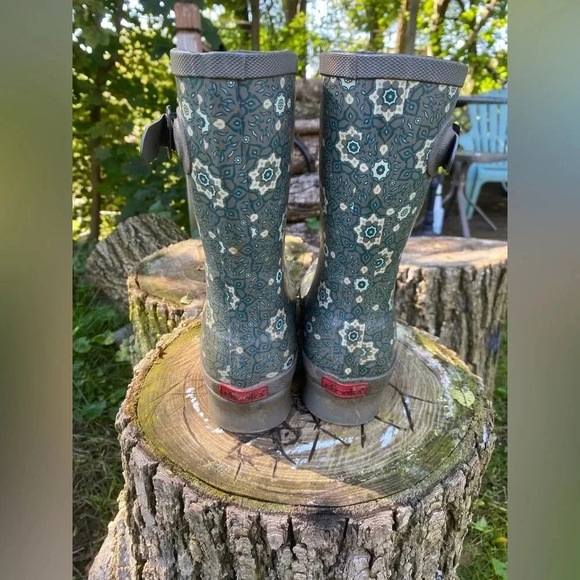 Chooka Eastlake Isa Mid Rain Boot Wellie Mandala Print Gray Womens 6 - Picture 6 of 9